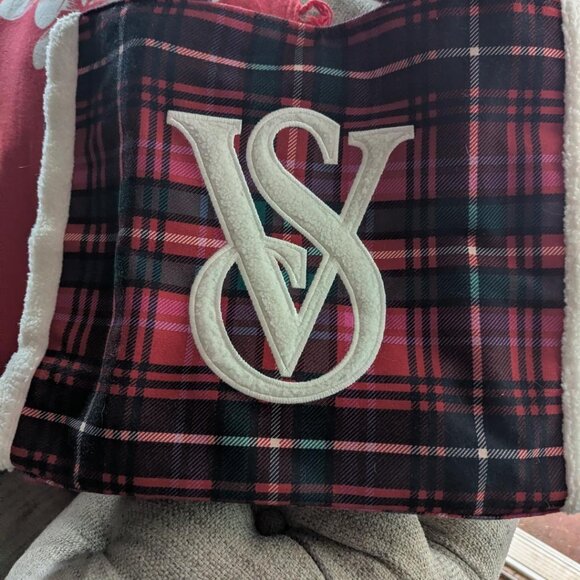 Handbags - Victoria Secret Red Plaid Sherpa Lined Tote Bag